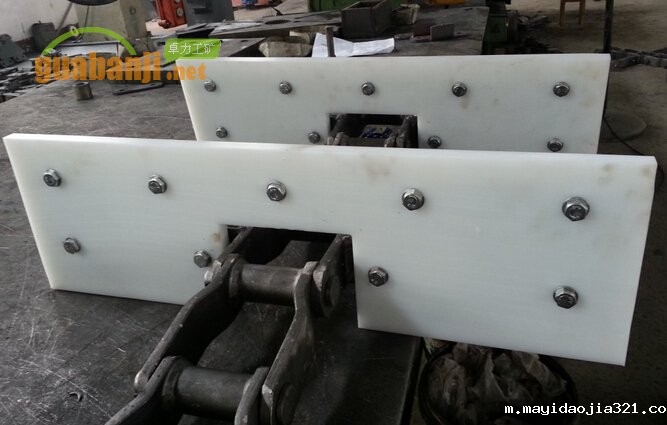 新型超高分子量聚乙烯刮板特点